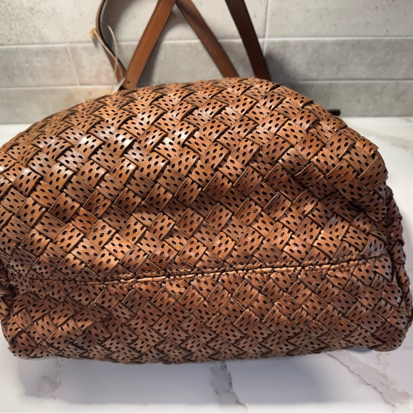 Beautiful Handcrafted Large Woven Brown Leather Tote Bag - Picture 4 of 6